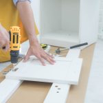 Jak profesjonalnie planować praktyczne wnętrza domowe i firmowe